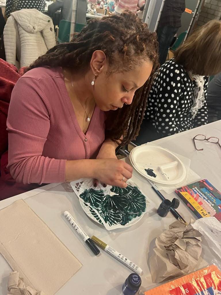 Kreativworkshop – Malen auf Keramik und Glas